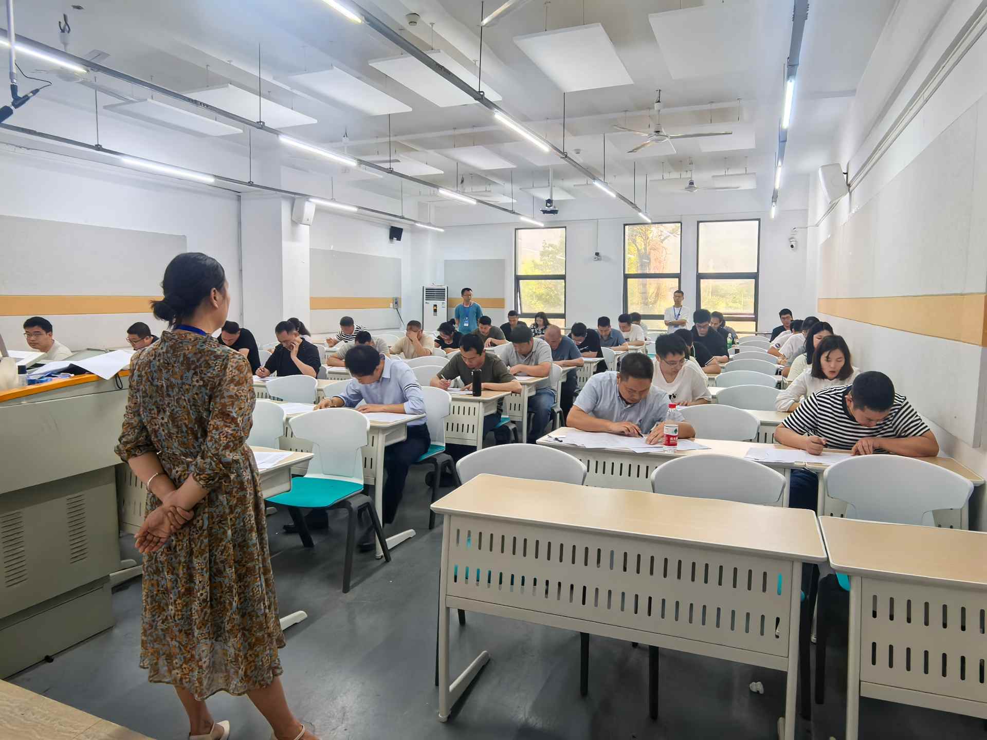 2025年第一批職業(yè)技能等級認定—理論考試現(xiàn)場1